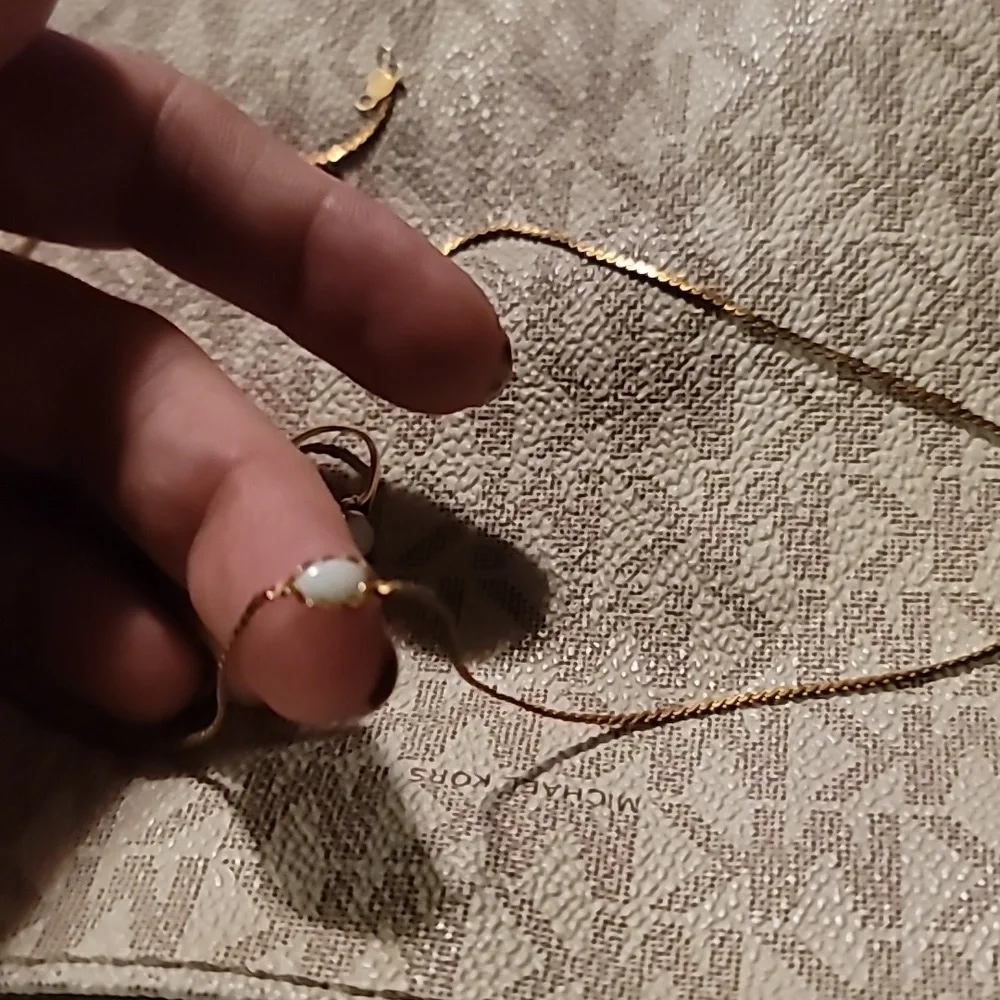 ✨ Vintage Gold & Opal Duo: 12k Necklace & 10k Ring Set! ✨ - Picture 4 of 12